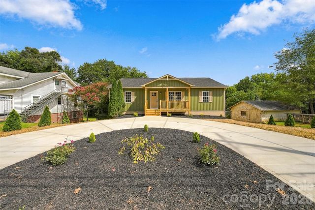 202 Rockyford Street, Morganton, NC 28655