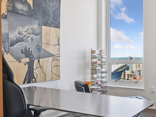 1111 W River Parkway 33A, Minneapolis, MN 55415