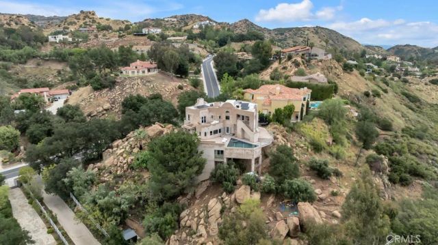 28 Ranchero, Bell Canyon, CA 91307