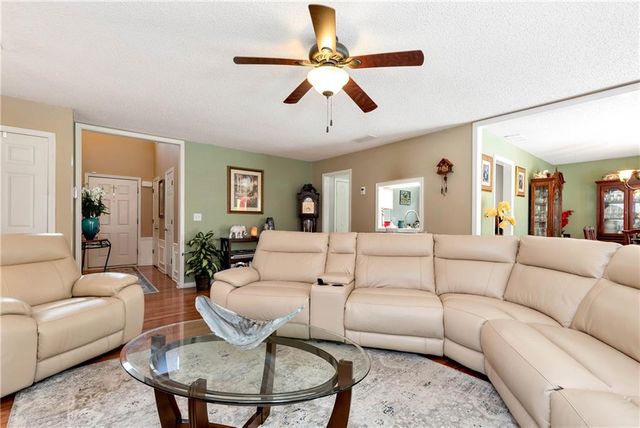 914 Wenham Lane, Lawrenceville, GA 30044