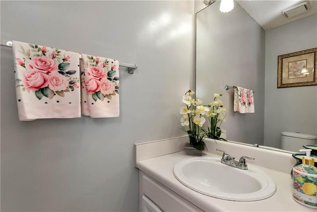 914 Wenham Lane, Lawrenceville, GA 30044