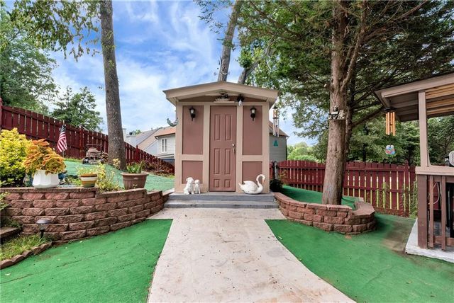 914 Wenham Lane, Lawrenceville, GA 30044