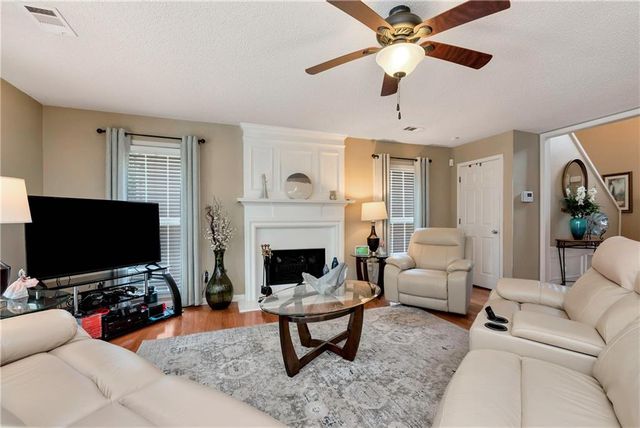 914 Wenham Lane, Lawrenceville, GA 30044