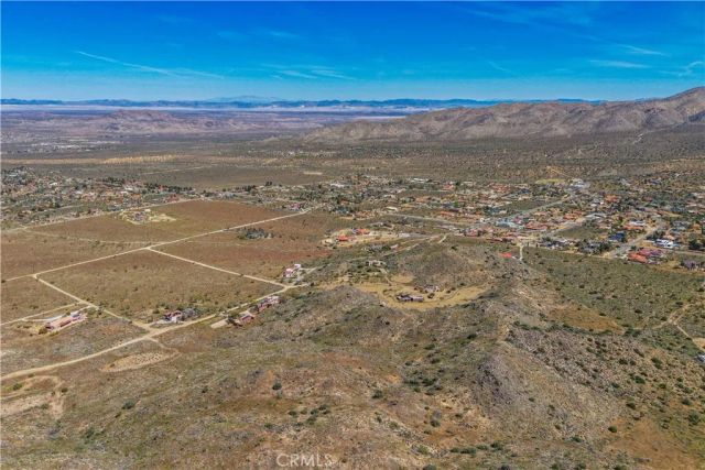 58215 Santa Barbara, Yucca Valley, CA 92284