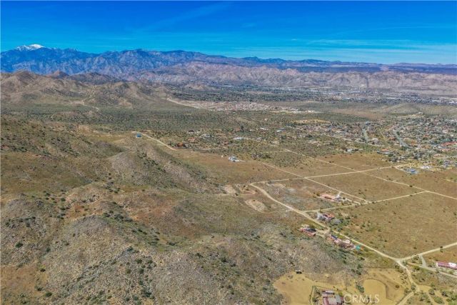 58215 Santa Barbara, Yucca Valley, CA 92284