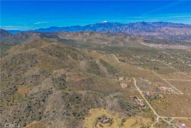 58215 Santa Barbara, Yucca Valley, CA 92284