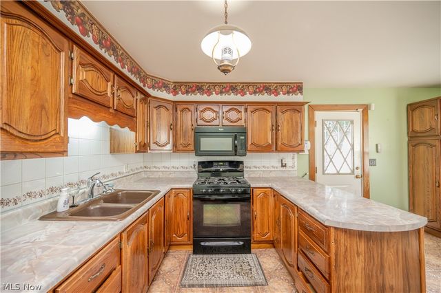 644 Southern Boulevard NW, Warren, OH 44485