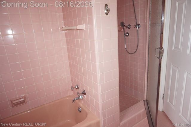 12831 Northfield Boulevard, Oak Park, MI 48237