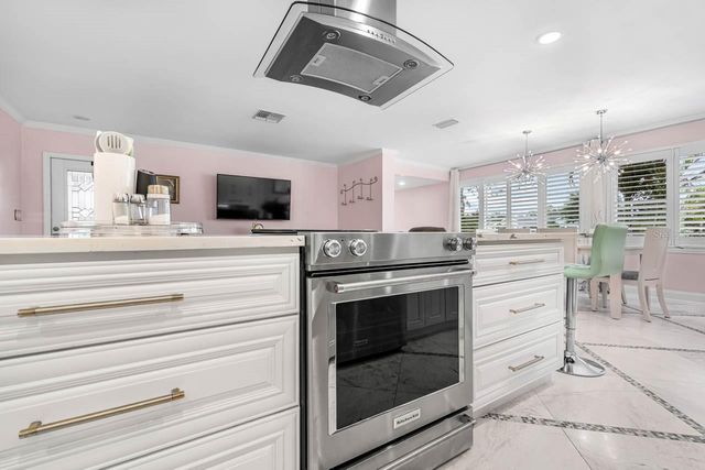 2343 GLENMORE CIRCLE, Sun City Center, FL 33573
