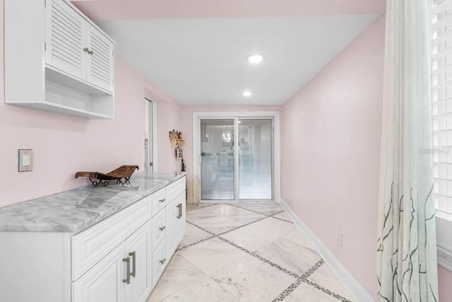 2343 GLENMORE CIRCLE, Sun City Center, FL 33573