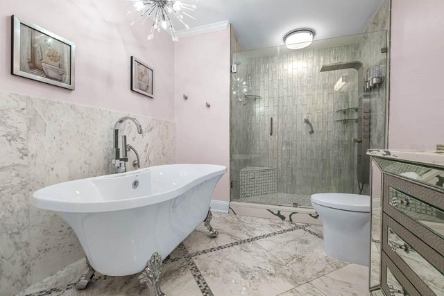 2343 GLENMORE CIRCLE, Sun City Center, FL 33573