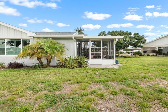 2343 GLENMORE CIRCLE, Sun City Center, FL 33573