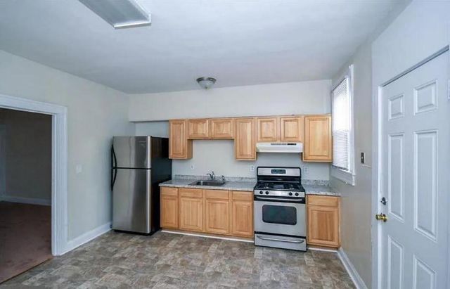 3201 KENYON AVE, Baltimore, MD 21213