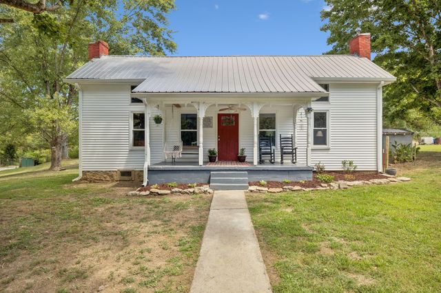 860 Golden Hollow Rd, Dixon Springs, TN 37057