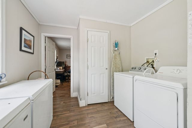 860 Golden Hollow Rd, Dixon Springs, TN 37057