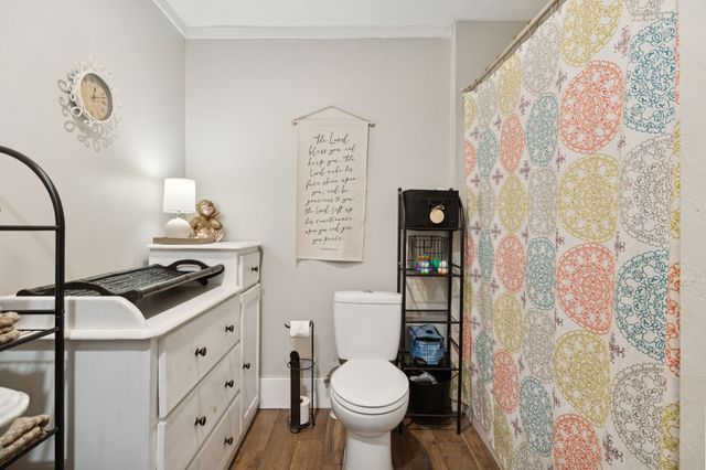 860 Golden Hollow Rd, Dixon Springs, TN 37057