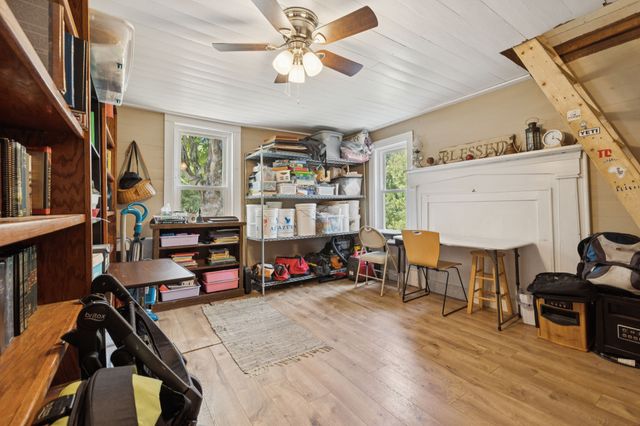 860 Golden Hollow Rd, Dixon Springs, TN 37057