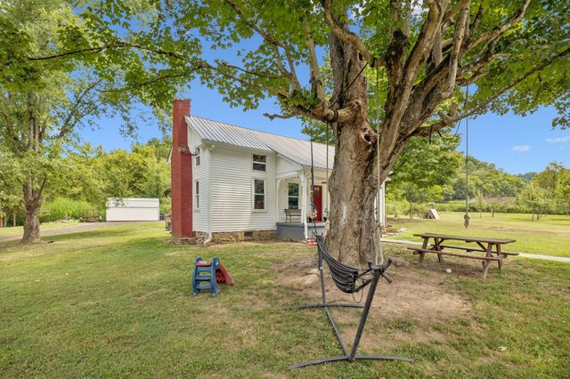860 Golden Hollow Rd, Dixon Springs, TN 37057