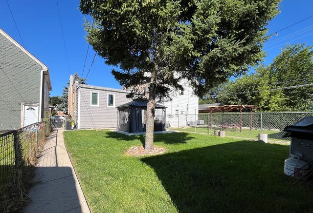 2613 Highland Avenue, Berwyn, IL 60402