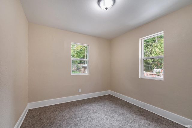 901 Lawndale Street, South Bend, IN 46628