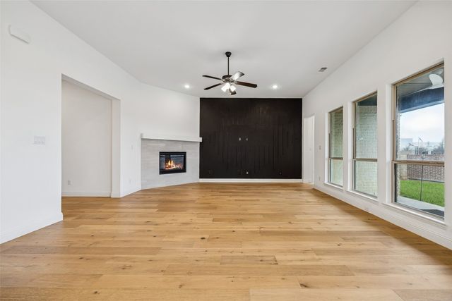 1208 Manor Creek Way, Mansfield, TX 76063