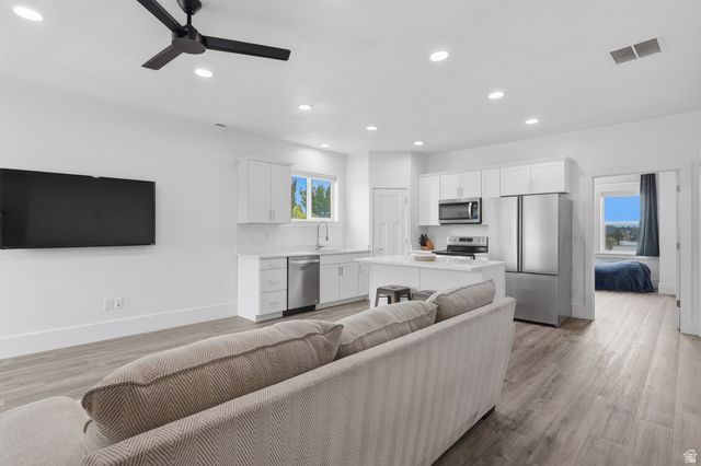 4479 W MAEGAN NICOLE LN, Riverton, UT 84096