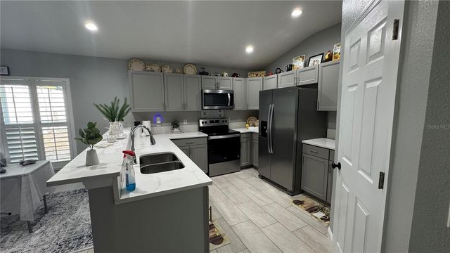 1012 E SILVER STAR ROAD, Ocoee, FL 34761