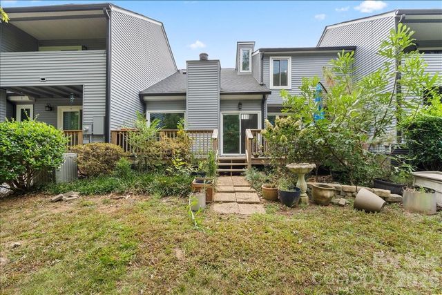 6610 Point Comfort Lane, Charlotte, NC 28226