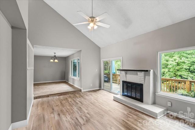 6610 Point Comfort Lane, Charlotte, NC 28226