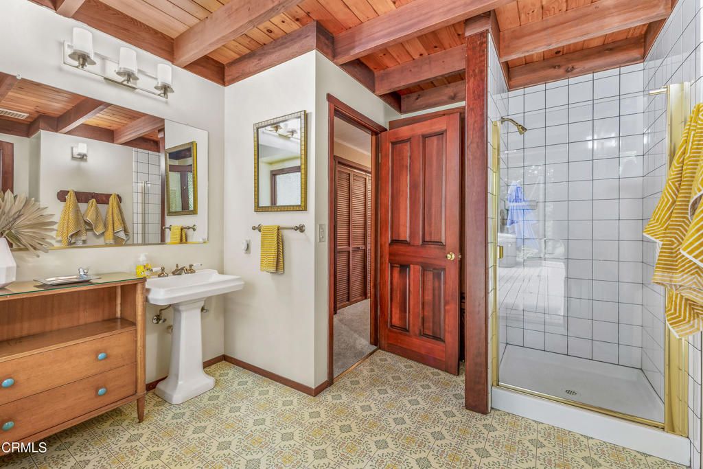 Image 25 of property listing at 32450 Simpson Lane, Fort Bragg, CA 95437