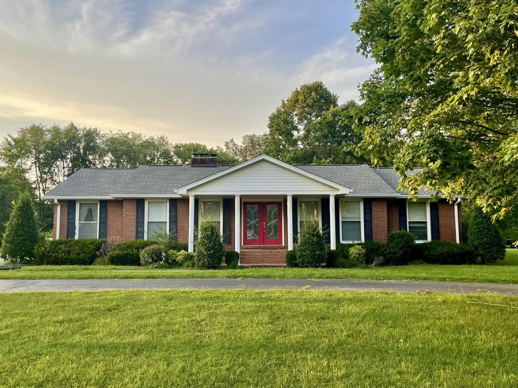 1502 Highway 12, N, Ashland City, TN 37015