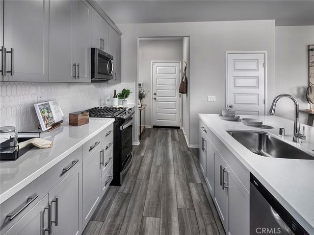 2070 Tangelo Lane, Redlands, CA 92374