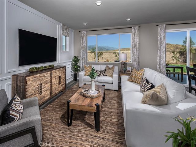 2070 Tangelo Lane, Redlands, CA 92374
