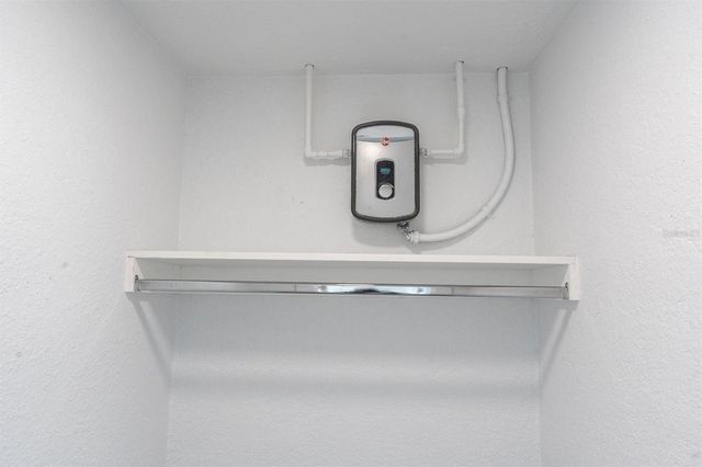 119 147TH AVENUE E, Madeira Beach, FL 33708