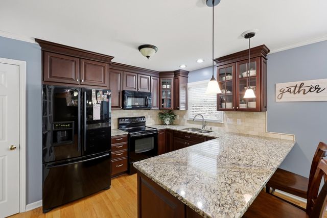 525 Woodstream Court, Lexington, KY 40515
