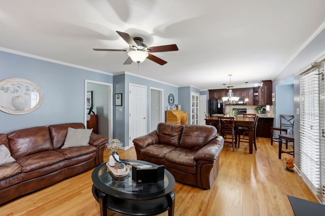 525 Woodstream Court, Lexington, KY 40515