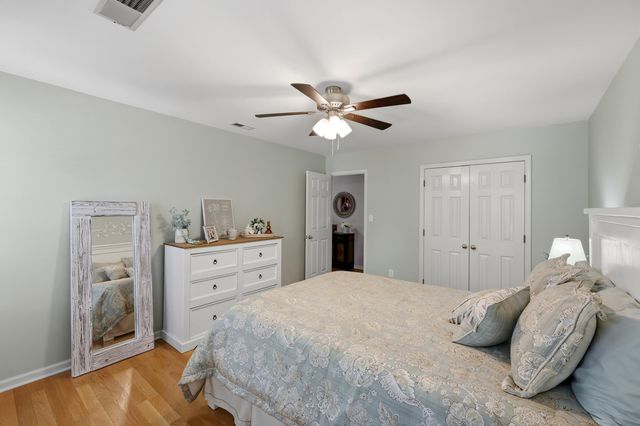 525 Woodstream Court, Lexington, KY 40515