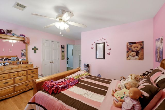 525 Woodstream Court, Lexington, KY 40515