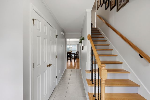 525 Woodstream Court, Lexington, KY 40515