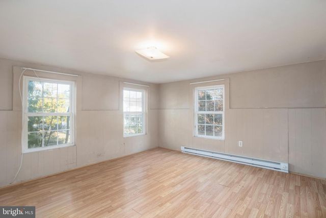 106 S 6TH ST, Denton, MD 21629