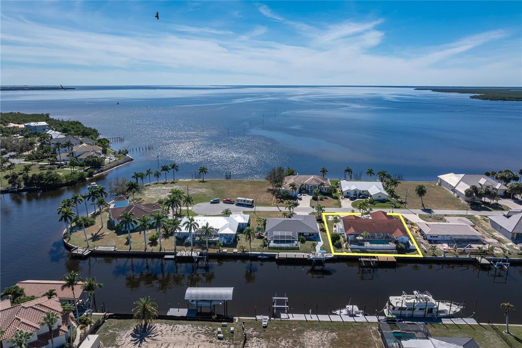 Image 2 of property listing at 136 CREEK DRIVE SE, Port Charlotte, FL 33952