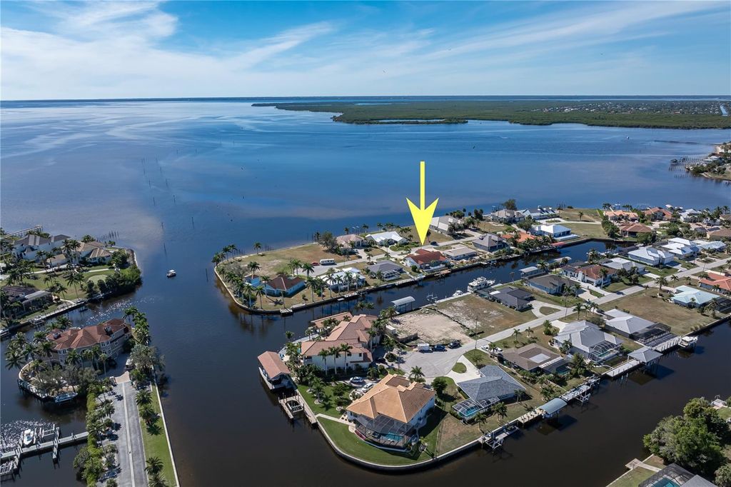 Image 13 of property listing at 136 CREEK DRIVE SE, Port Charlotte, FL 33952