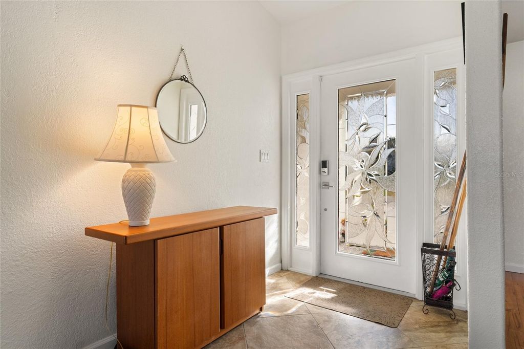 Image 21 of property listing at 136 CREEK DRIVE SE, Port Charlotte, FL 33952