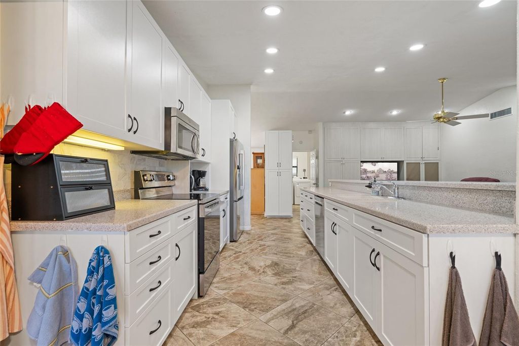 Image 30 of property listing at 136 CREEK DRIVE SE, Port Charlotte, FL 33952