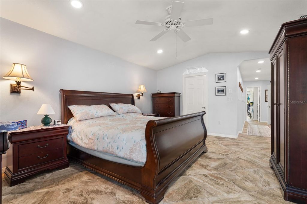 Image 36 of property listing at 136 CREEK DRIVE SE, Port Charlotte, FL 33952