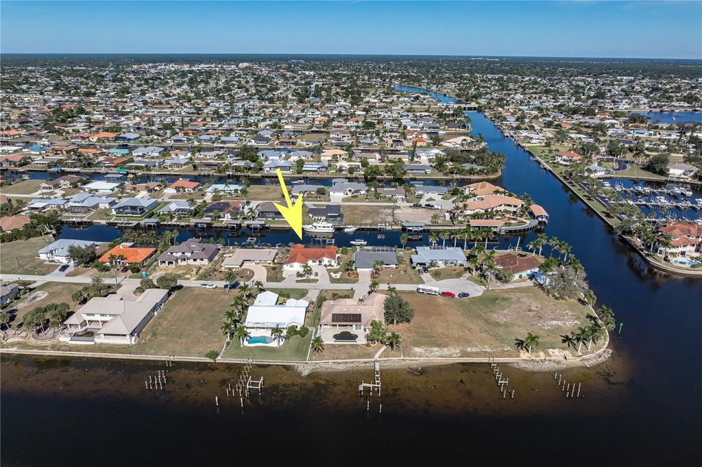 Image 81 of property listing at 136 CREEK DRIVE SE, Port Charlotte, FL 33952