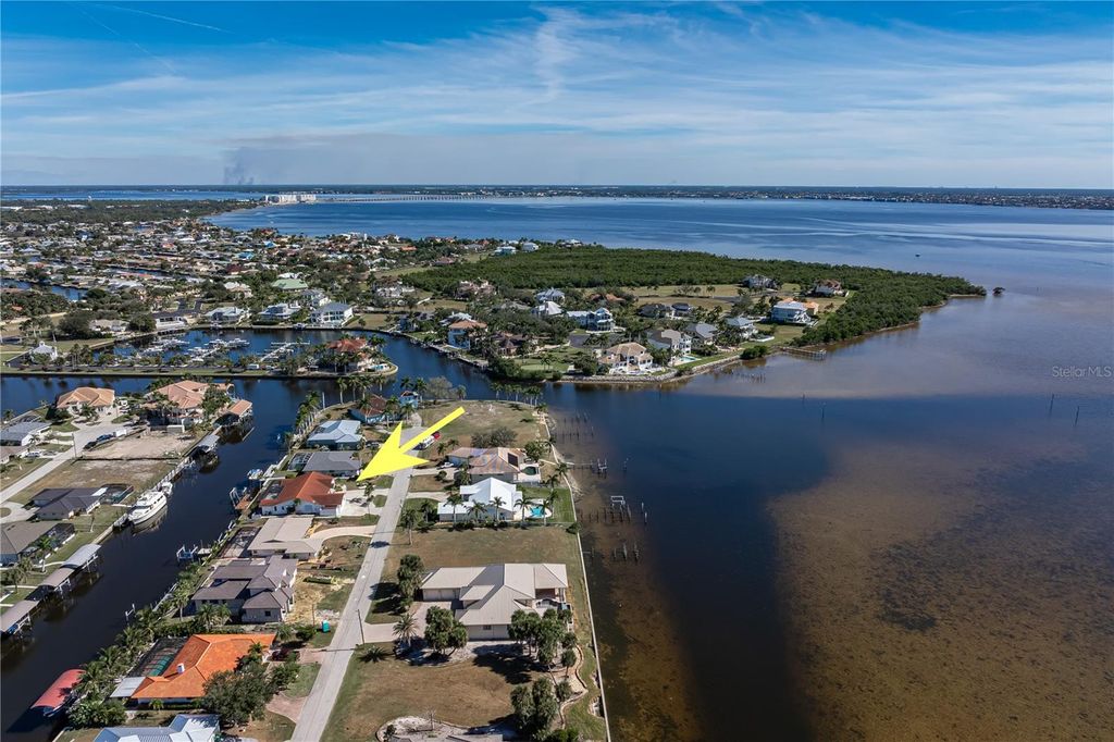 Image 82 of property listing at 136 CREEK DRIVE SE, Port Charlotte, FL 33952