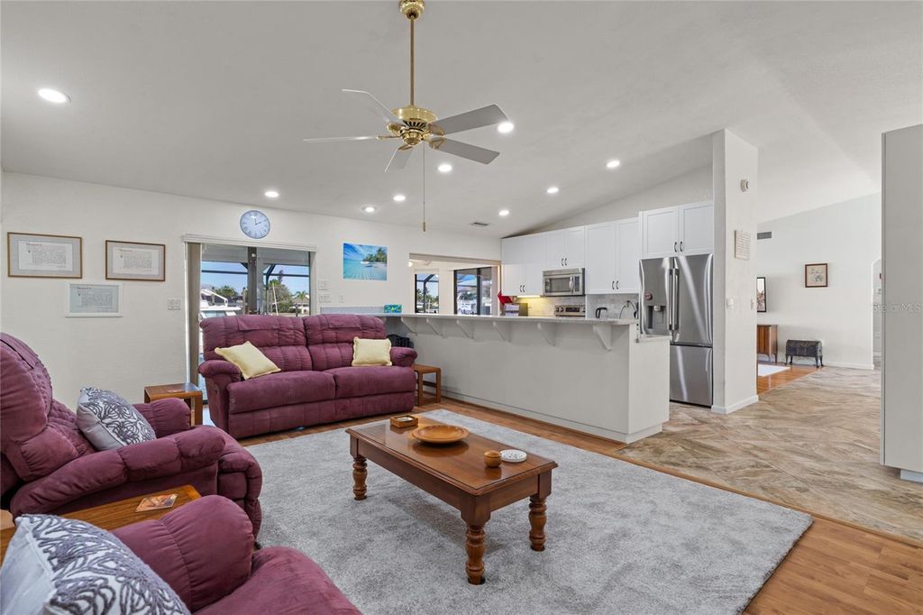 Image 10 of property listing at 136 CREEK DRIVE SE, Port Charlotte, FL 33952