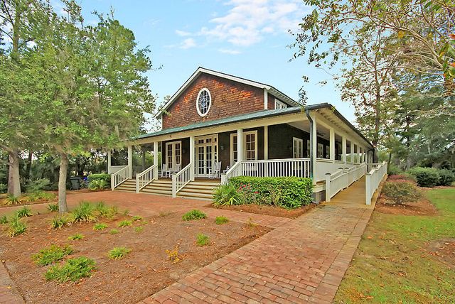 113 Silverbell Lane, Ravenel, SC 29470
