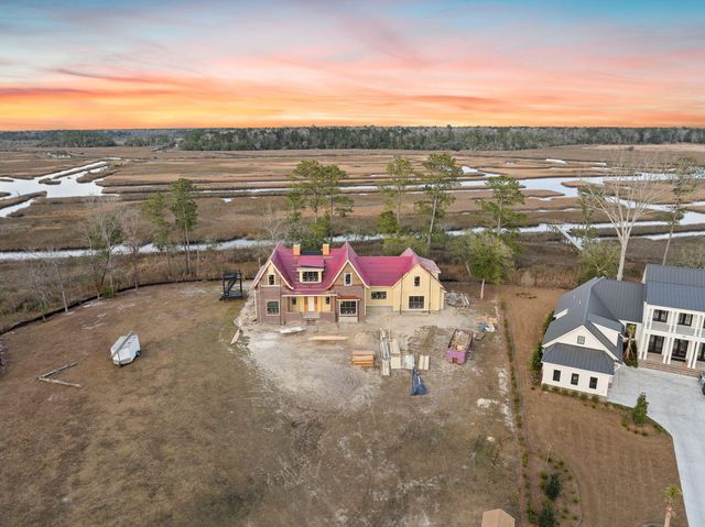 113 Silverbell Lane, Ravenel, SC 29470